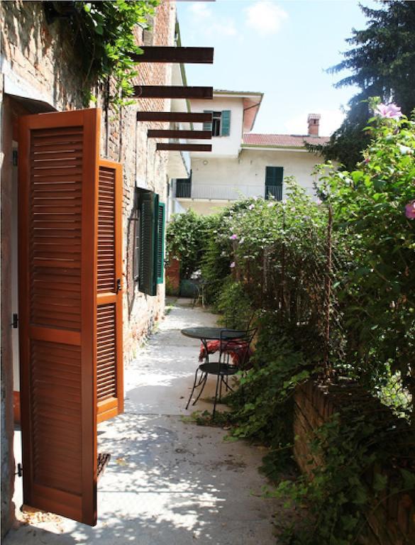 Agriturismo Olivazzi Quattordio Kültér fotó