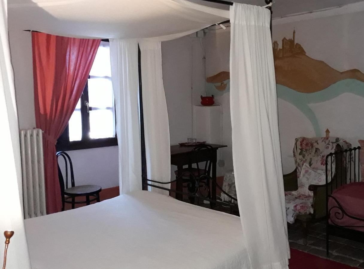 Agriturismo Olivazzi Quattordio Kültér fotó
